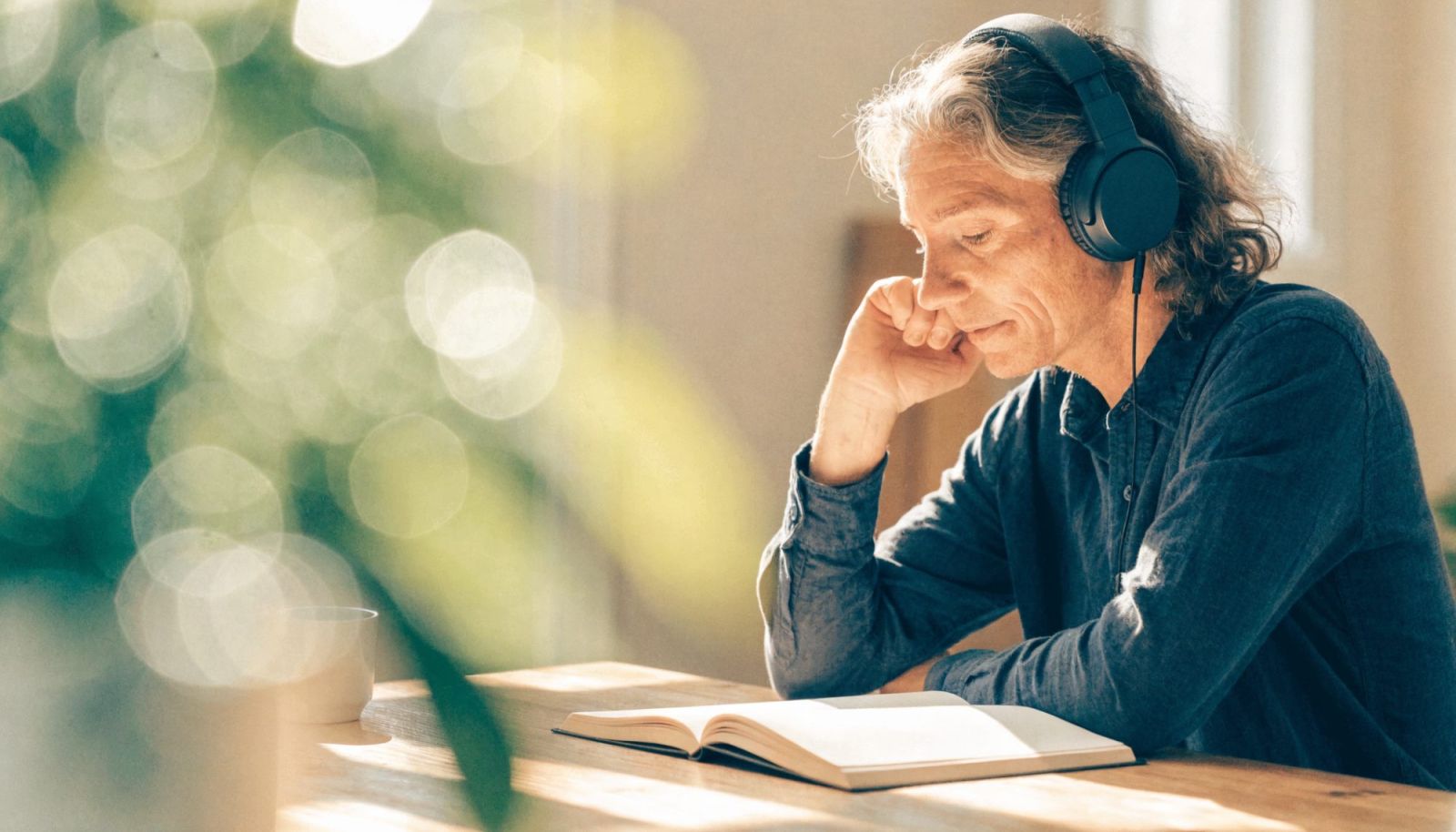 Hör-Lernen: jede Lektion als Hörbuch und E-Book